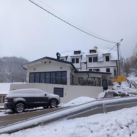 Apartmani Sunce Stara Planina Crni Vrh Esterno foto